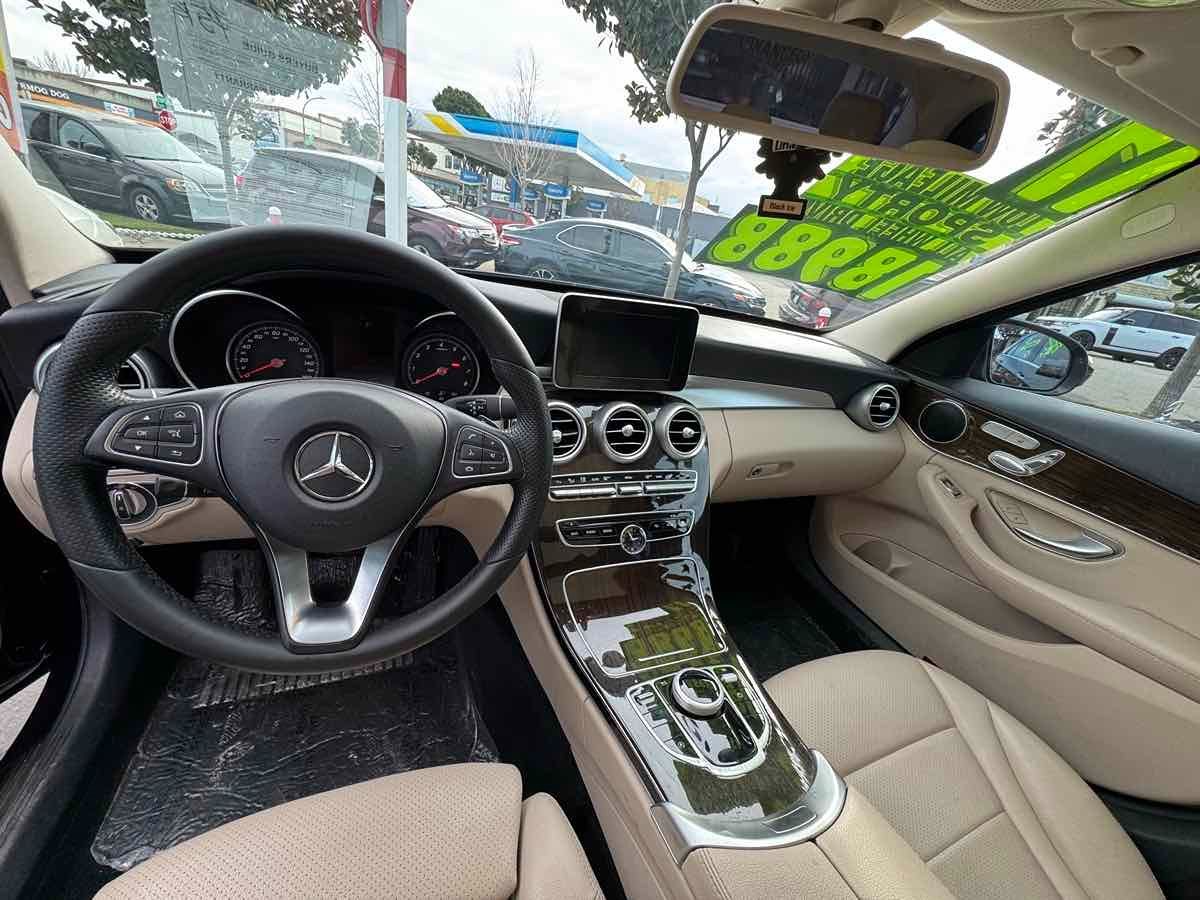 2017 Mercedes-Benz C-Class C300 - Photo 10