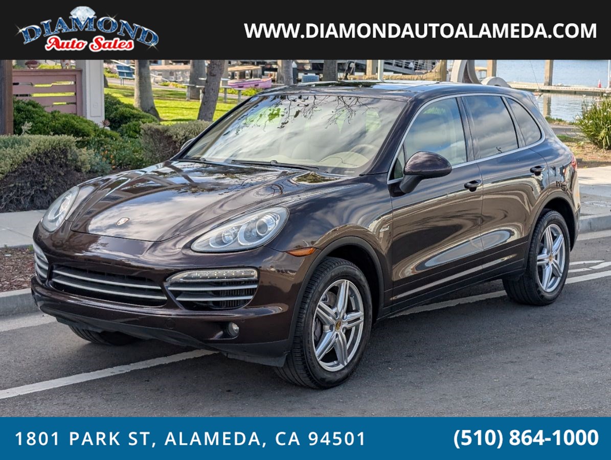 2014 Porsche Cayenne's photo