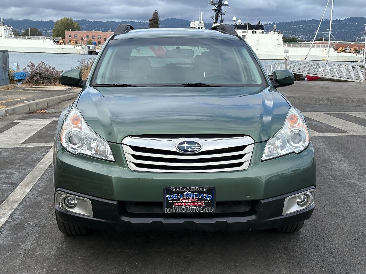 Subaru Outback photo 2