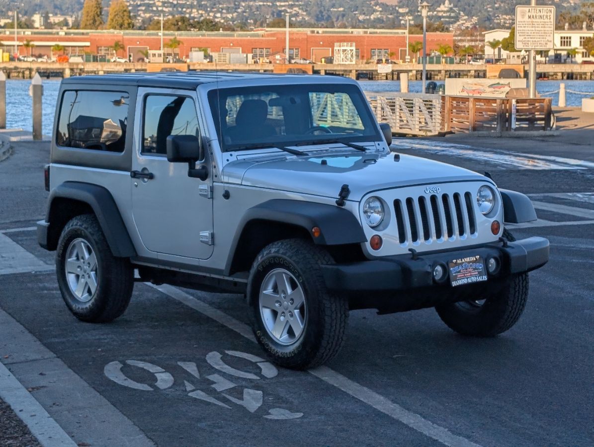 Jeep Wrangler photo 3