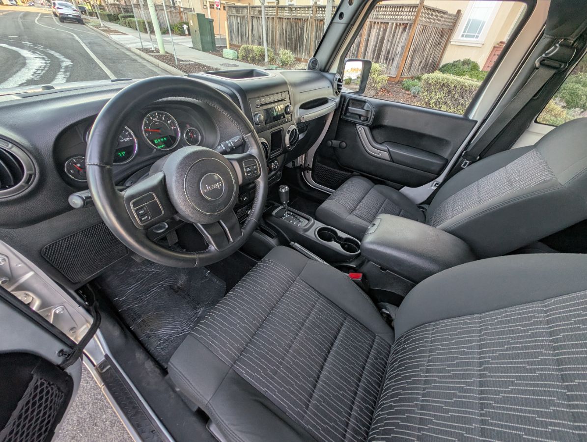 Jeep Wrangler photo 10