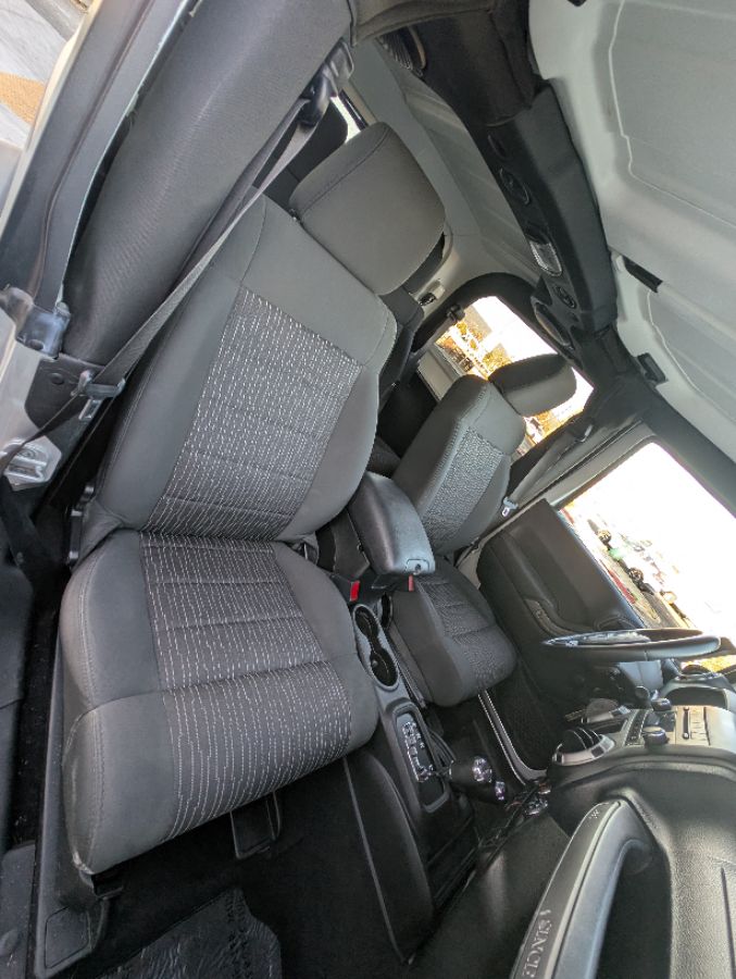 Jeep Wrangler photo 15