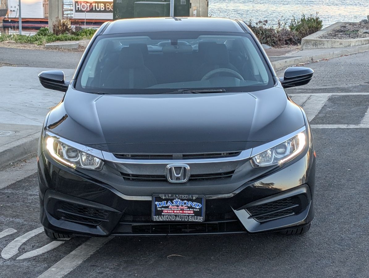 Honda Civic photo 2