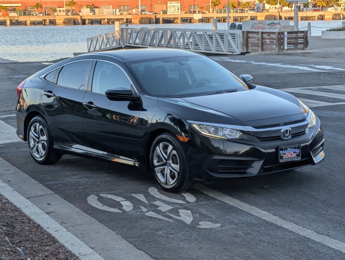 Honda Civic photo 3