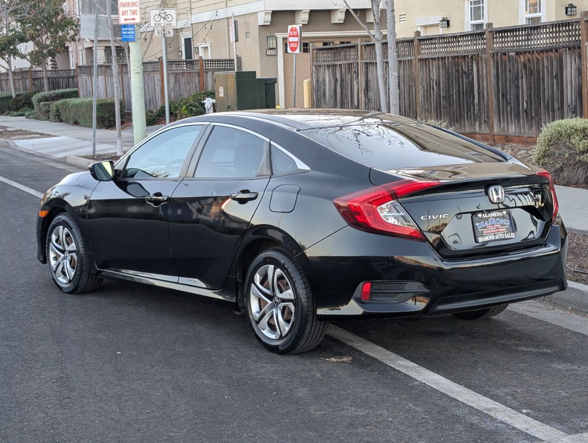 Honda Civic photo 7