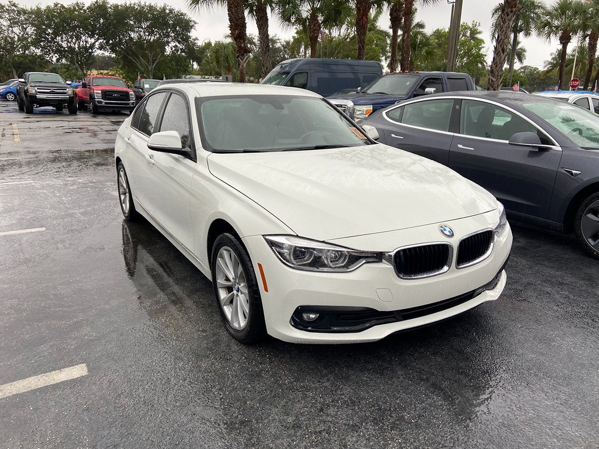 2018 BMW 3 Series 320i