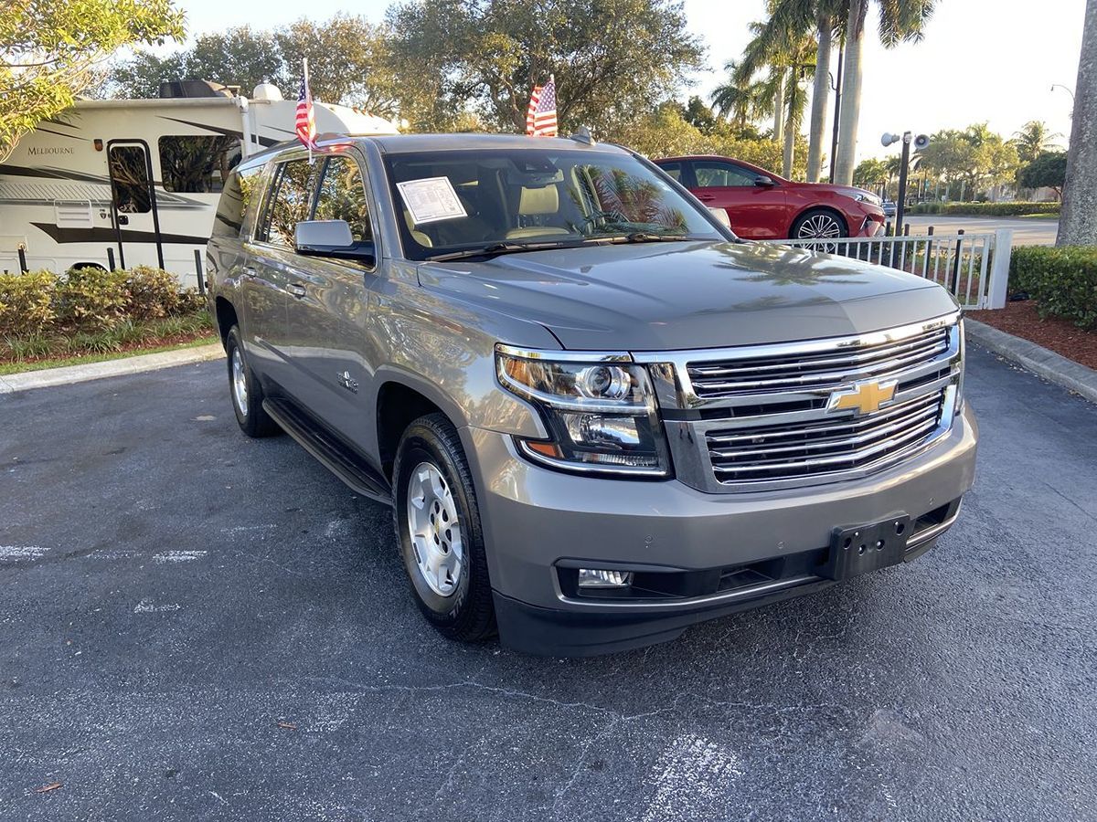 2017 Chevrolet Suburban LT