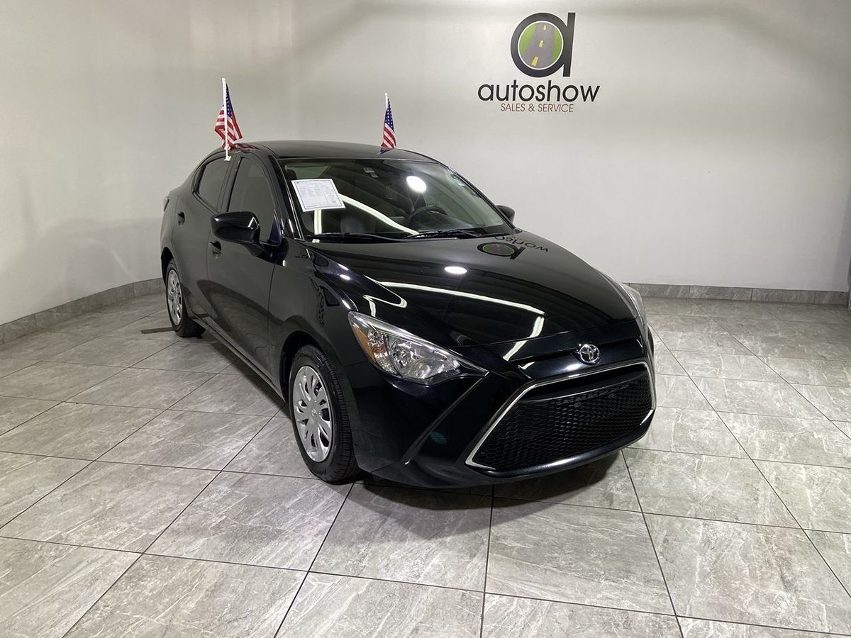 2019 Toyota Yaris L Sport