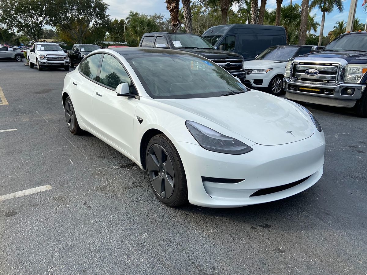 2023 Tesla Model 3 Base