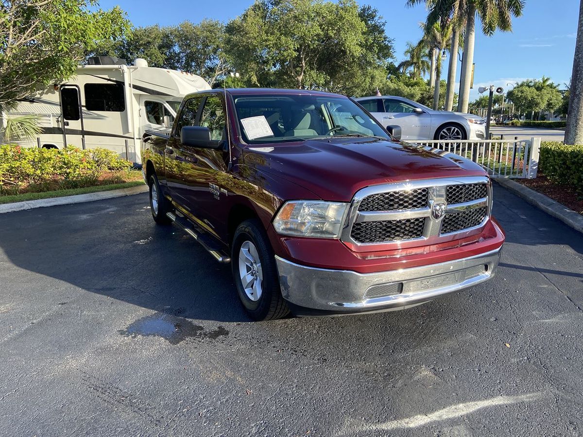 2019 Ram 1500 Classic SLT