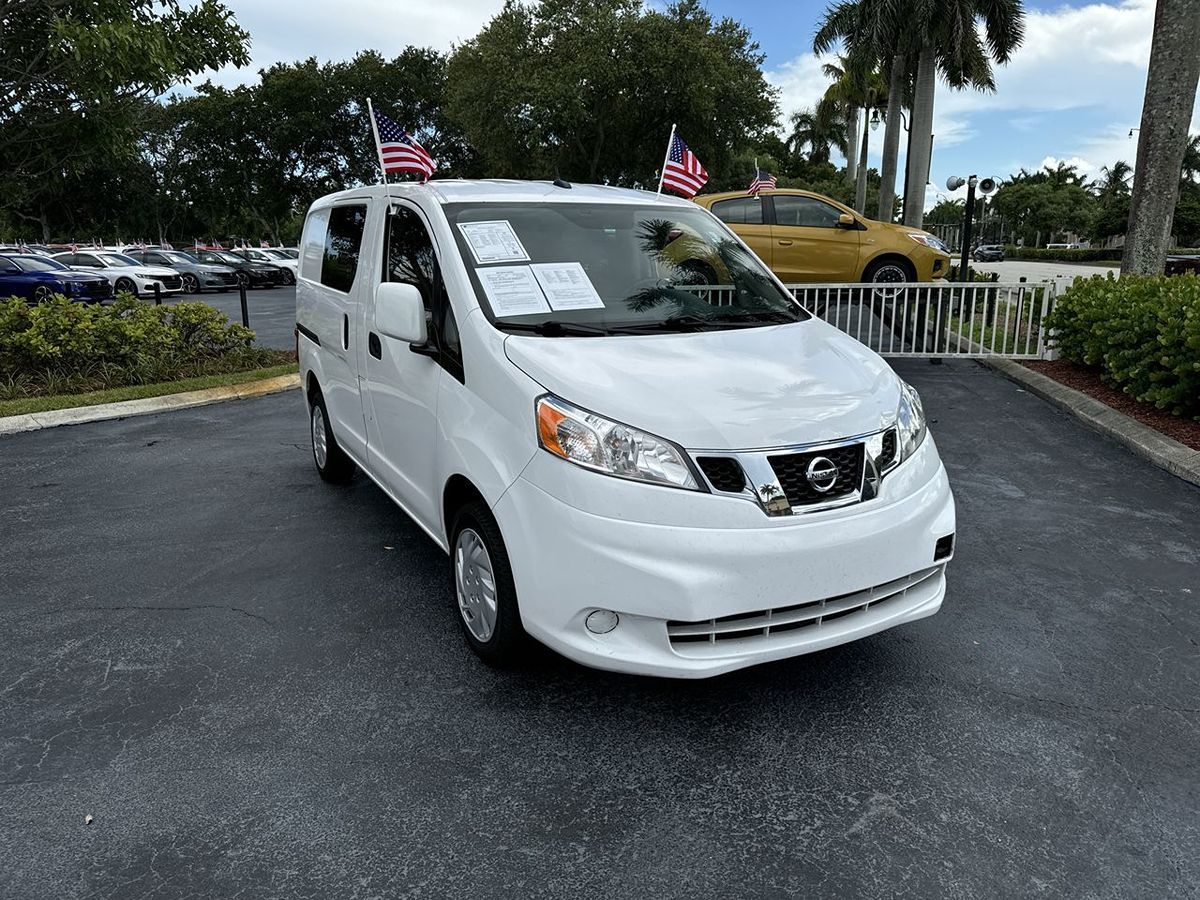 2020 Nissan NV200 SV