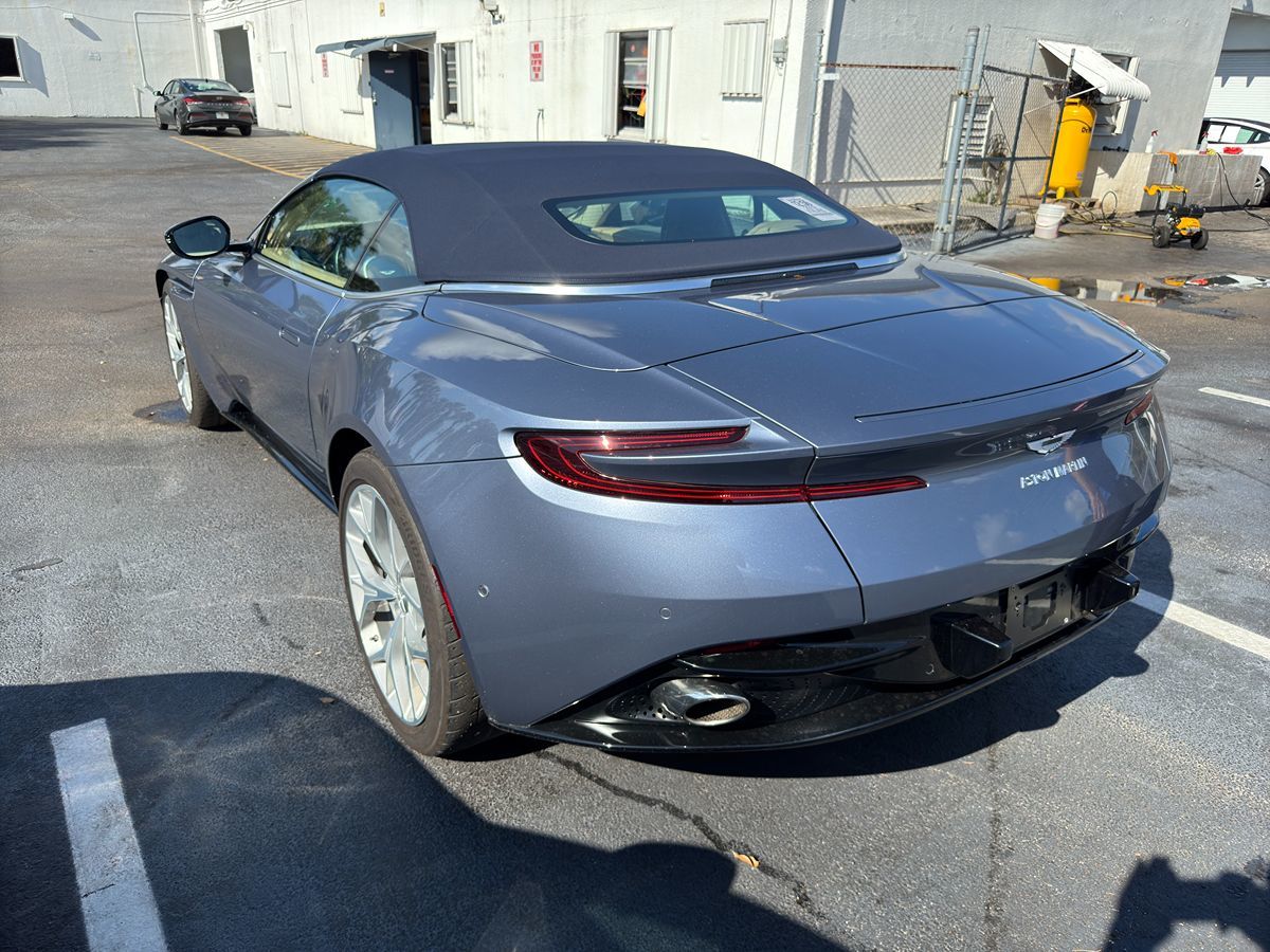 2019 Aston Martin DB11 Base photo 3