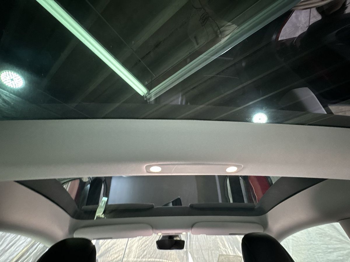 2022 Tesla Model 3 Base photo 18