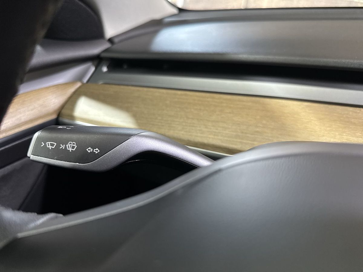 2022 Tesla Model 3 Base photo 23