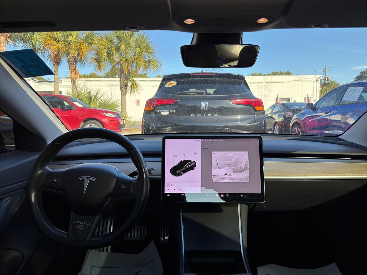 2018 Tesla Model 3 Long Range photo 8