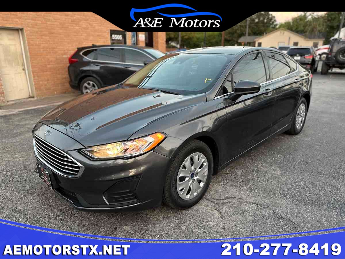 2019 Ford Fusion S