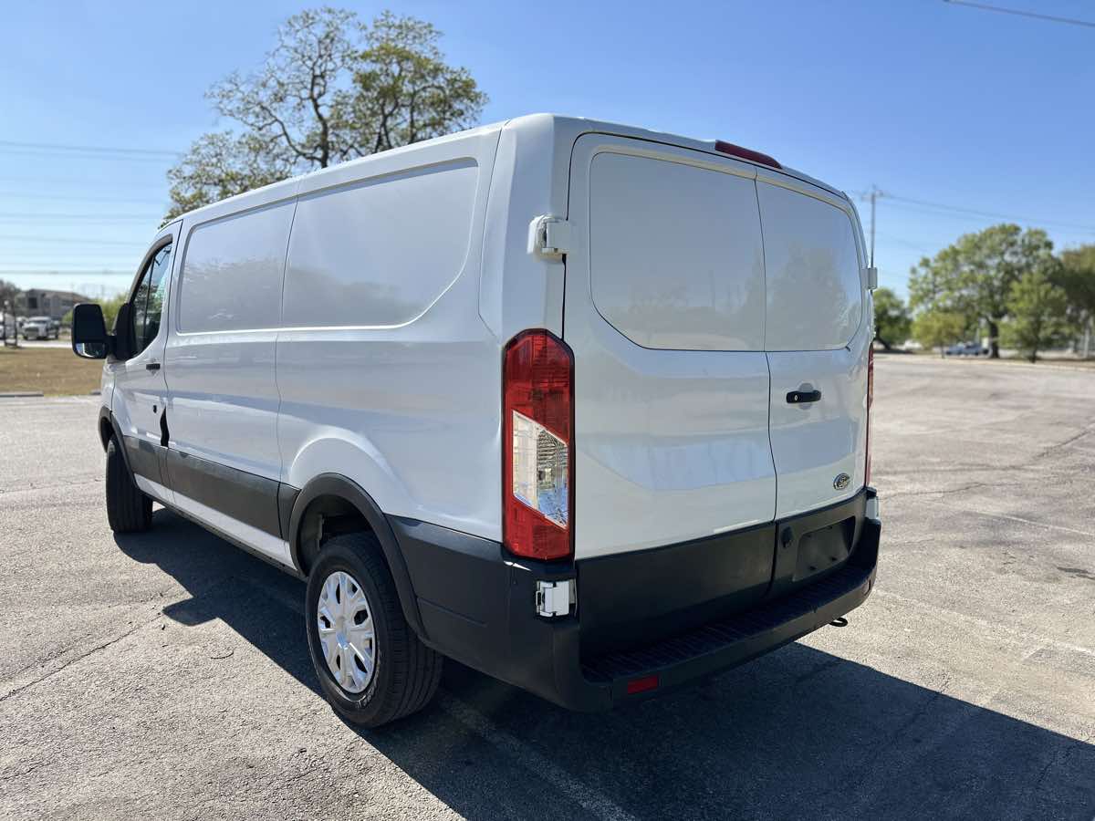 2019 Ford Transit Van Base - Photo 7