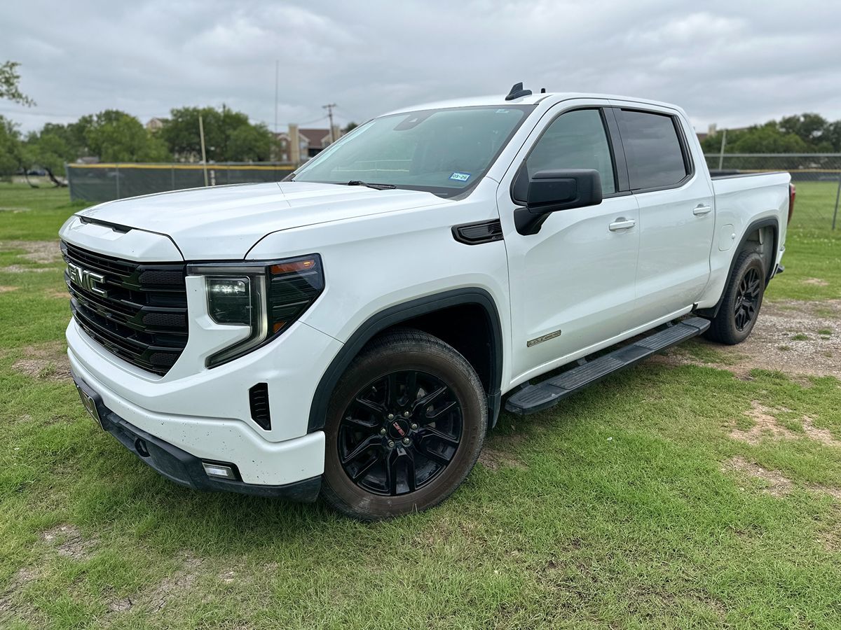 2022 GMC Sierra 2WD Crew Cab Short Box Elevation's photo