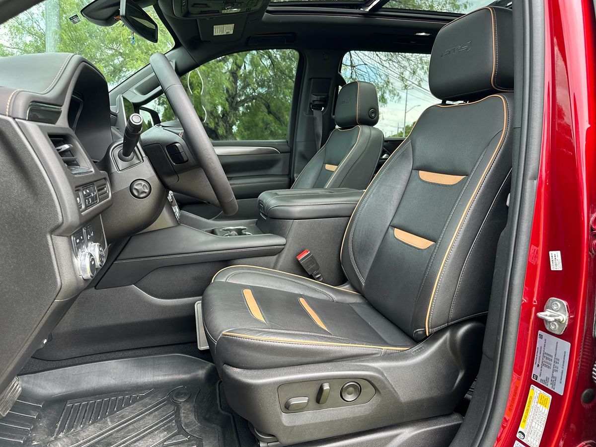 2022 GMC Yukon XL AT4 - Photo 9