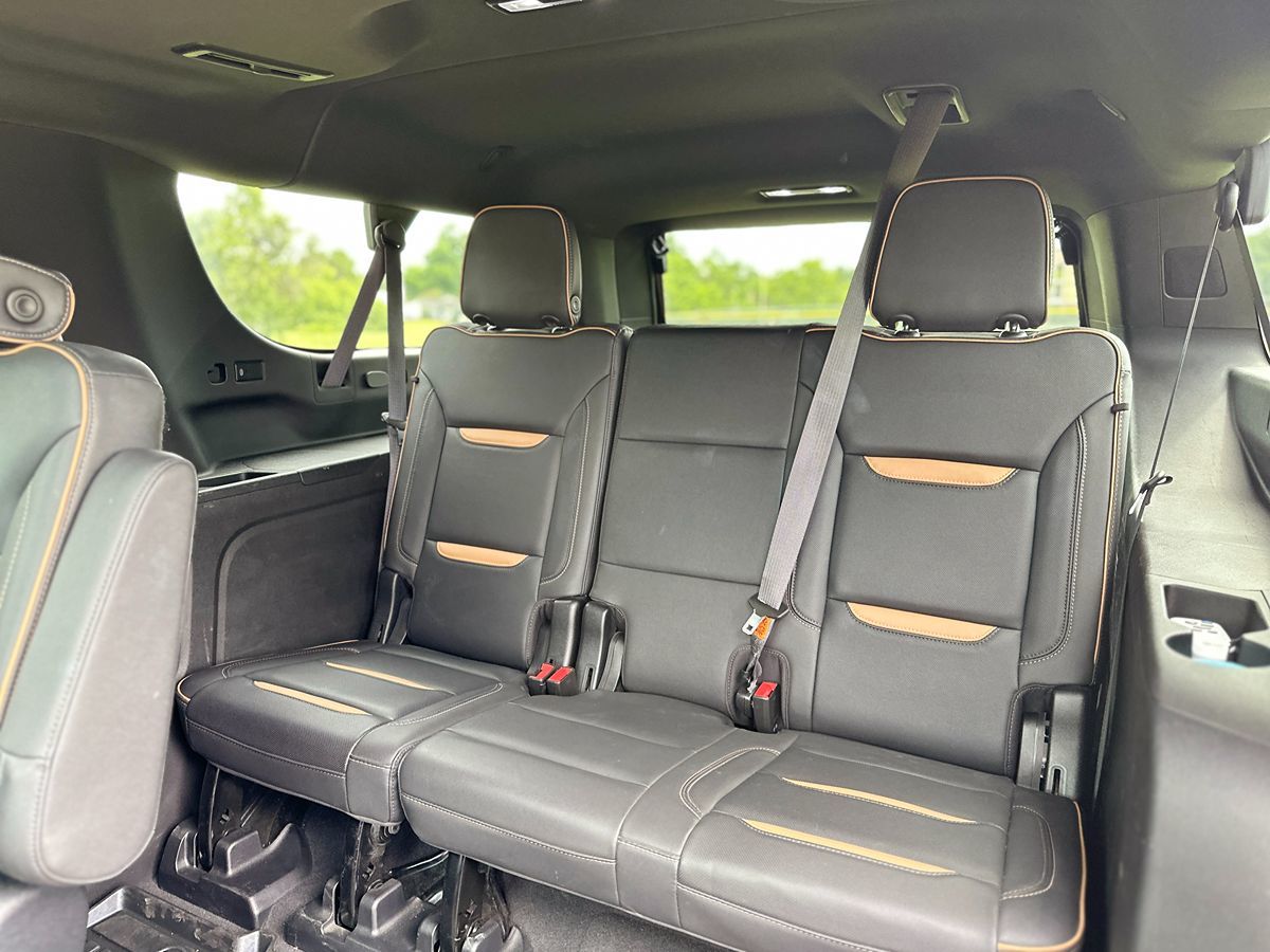 2022 GMC Yukon XL AT4 - Photo 13