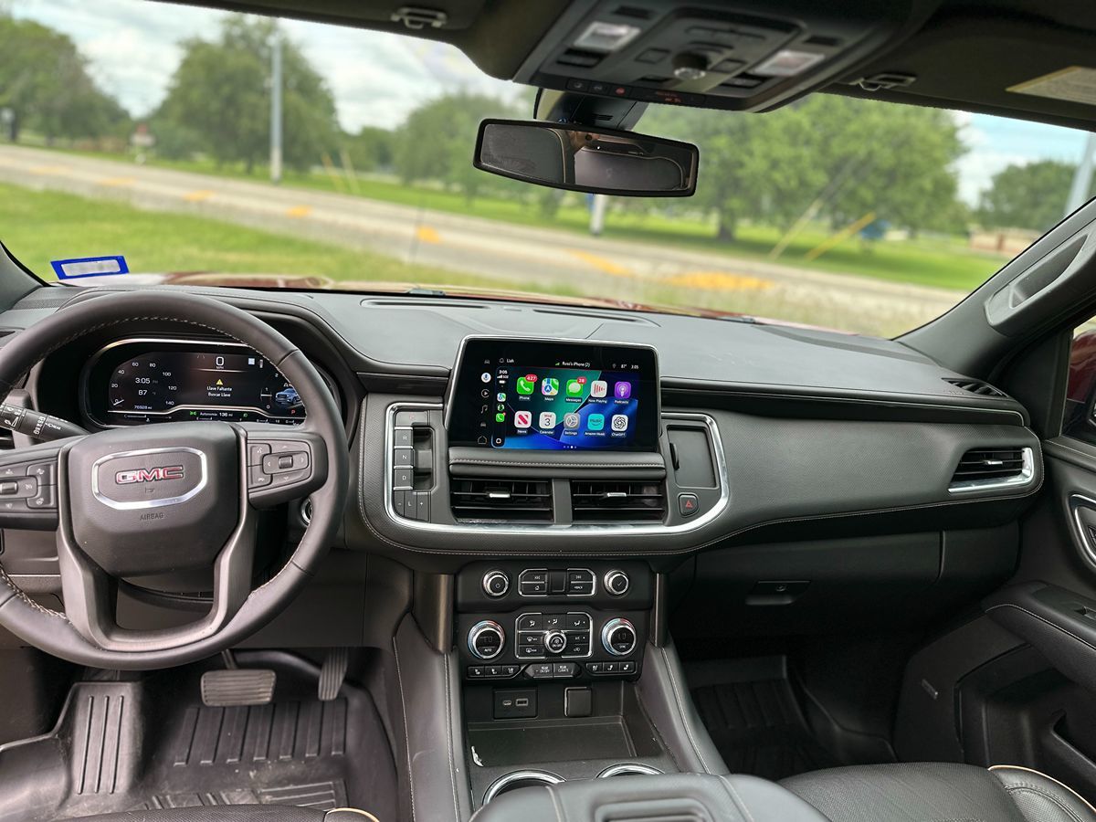 2022 GMC Yukon XL AT4 - Photo 15