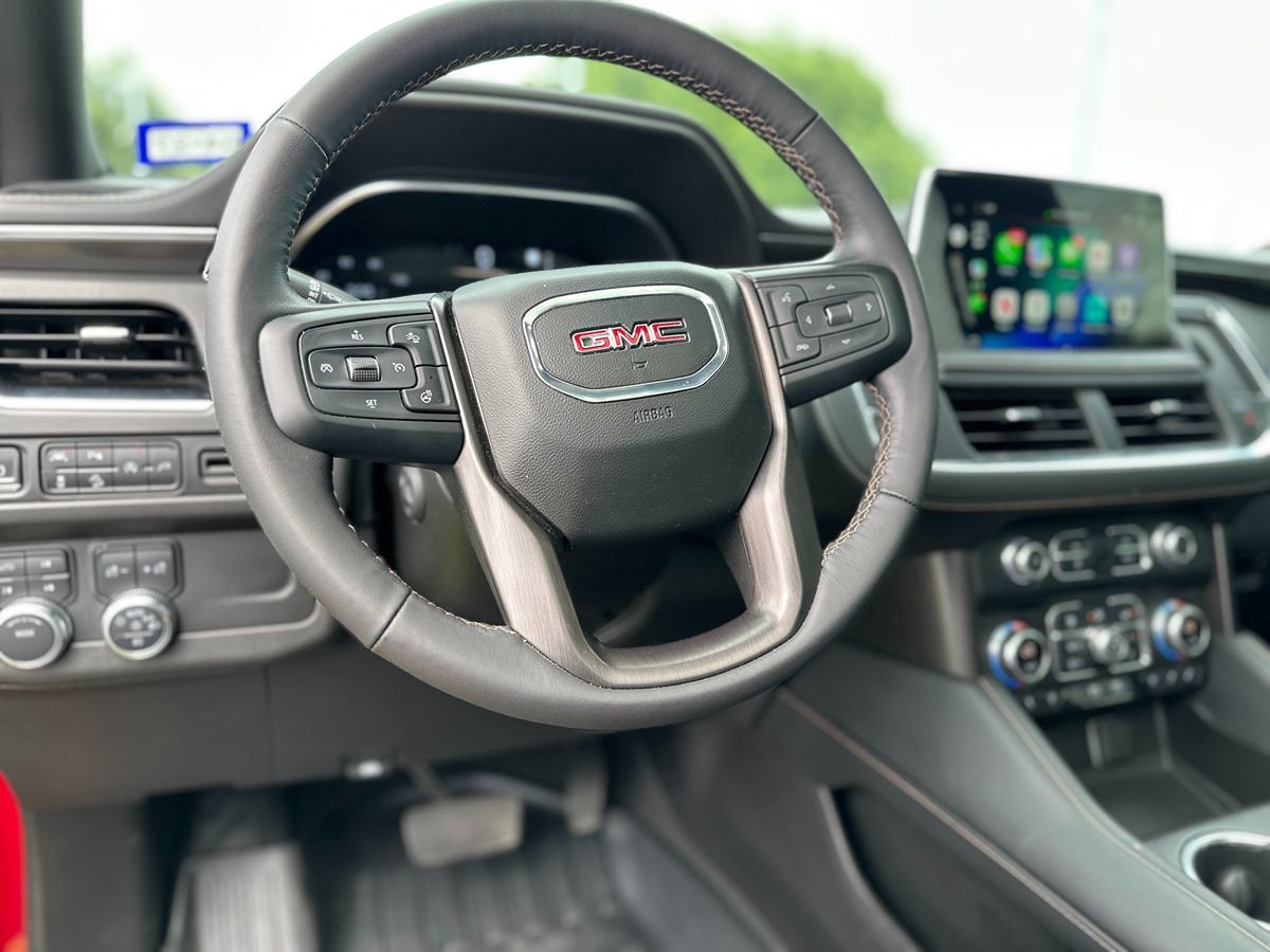 2022 GMC Yukon XL AT4 - Photo 19