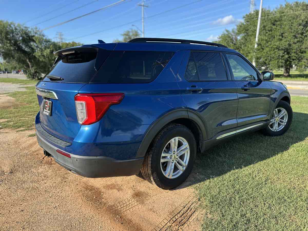 2020 Ford Explorer XLT - Photo 4