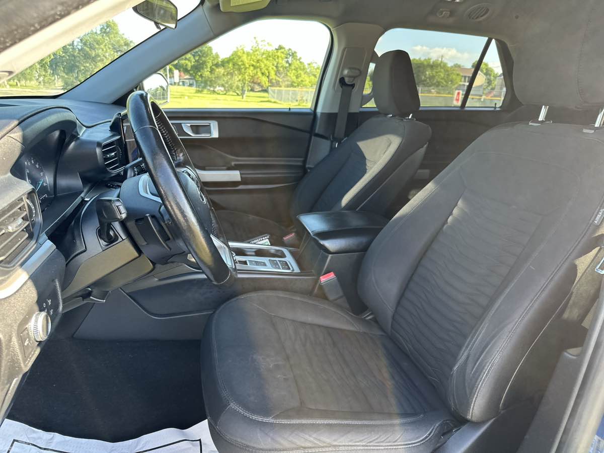 2020 Ford Explorer XLT - Photo 6