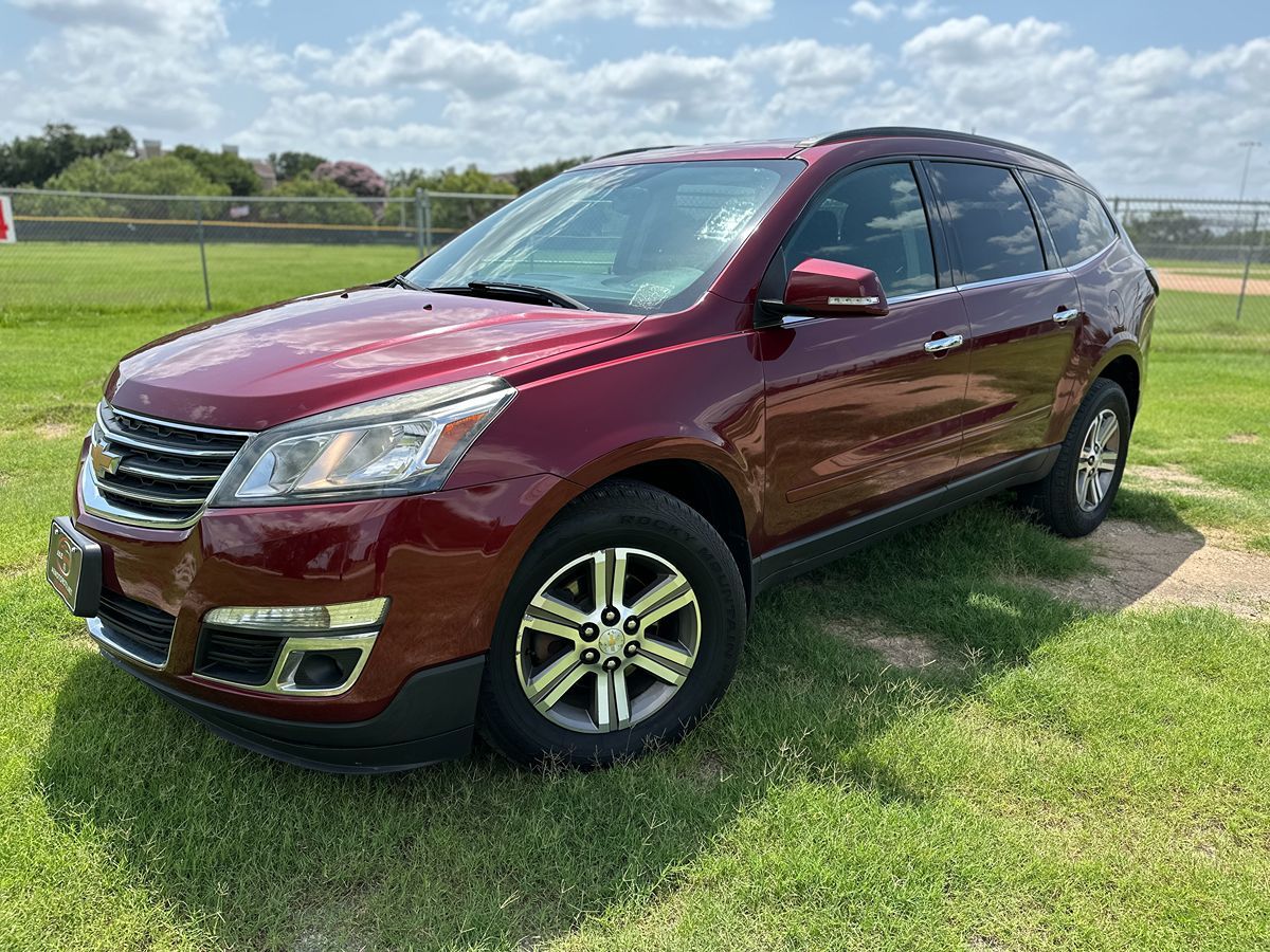 2016 Chevrolet Traverse 2LT AWD's photo