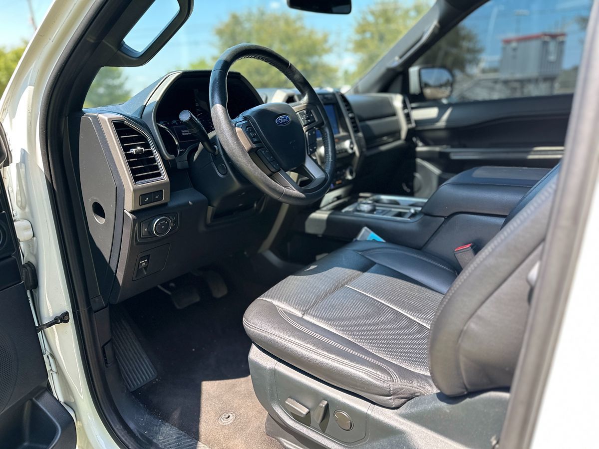 2020 Ford Expedition XLT - Photo 8