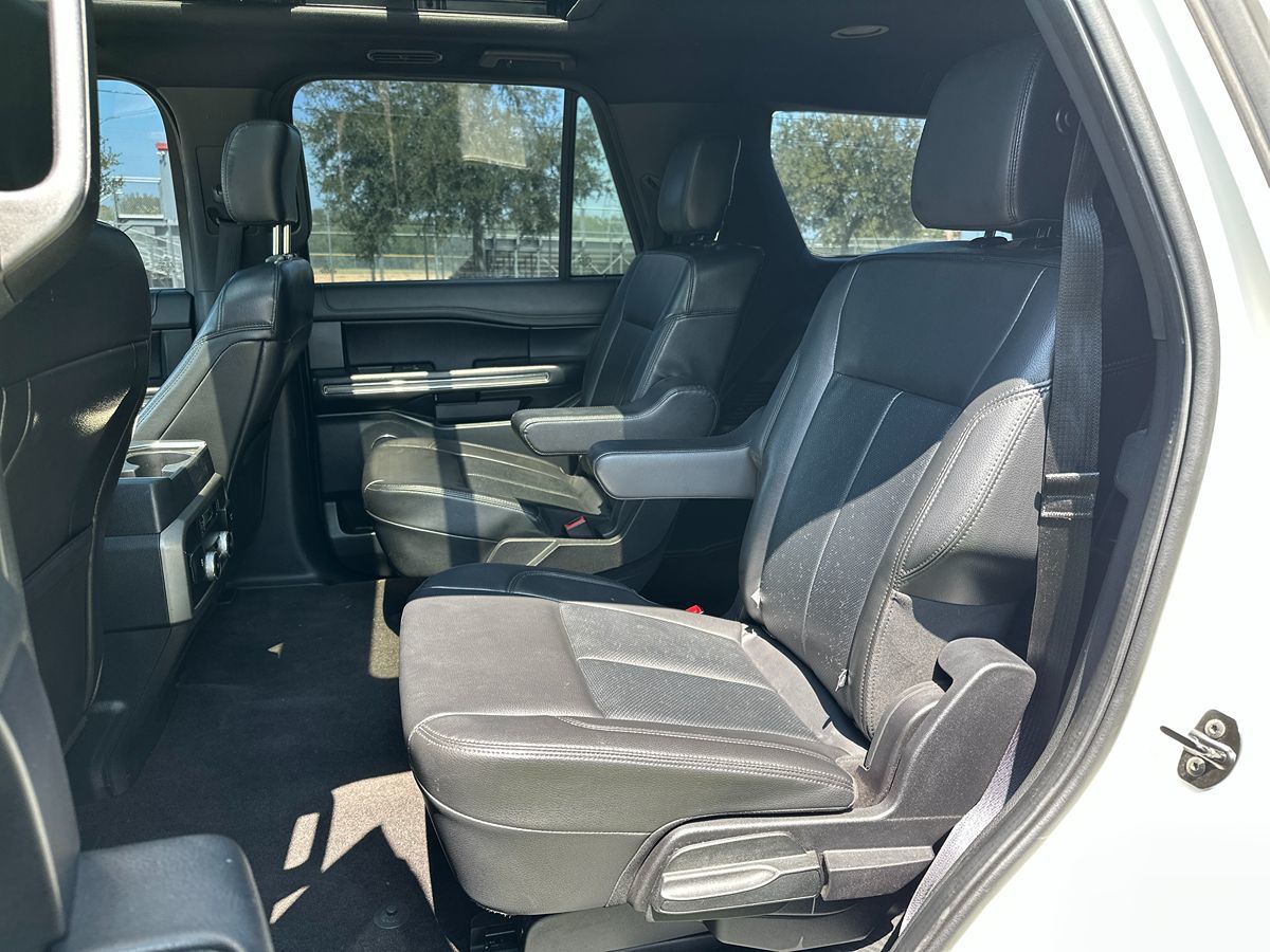 2020 Ford Expedition XLT - Photo 12