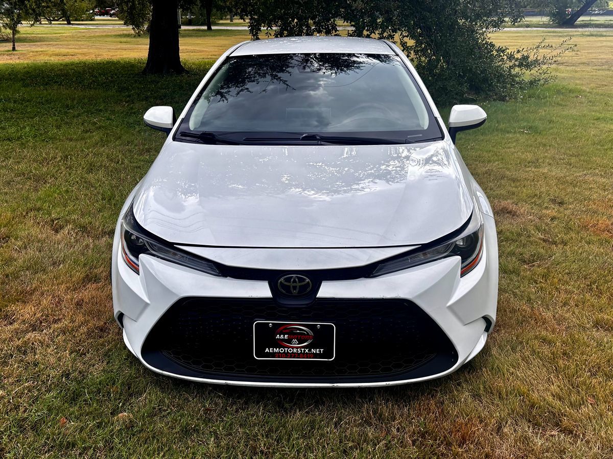 Toyota Corolla photo 2