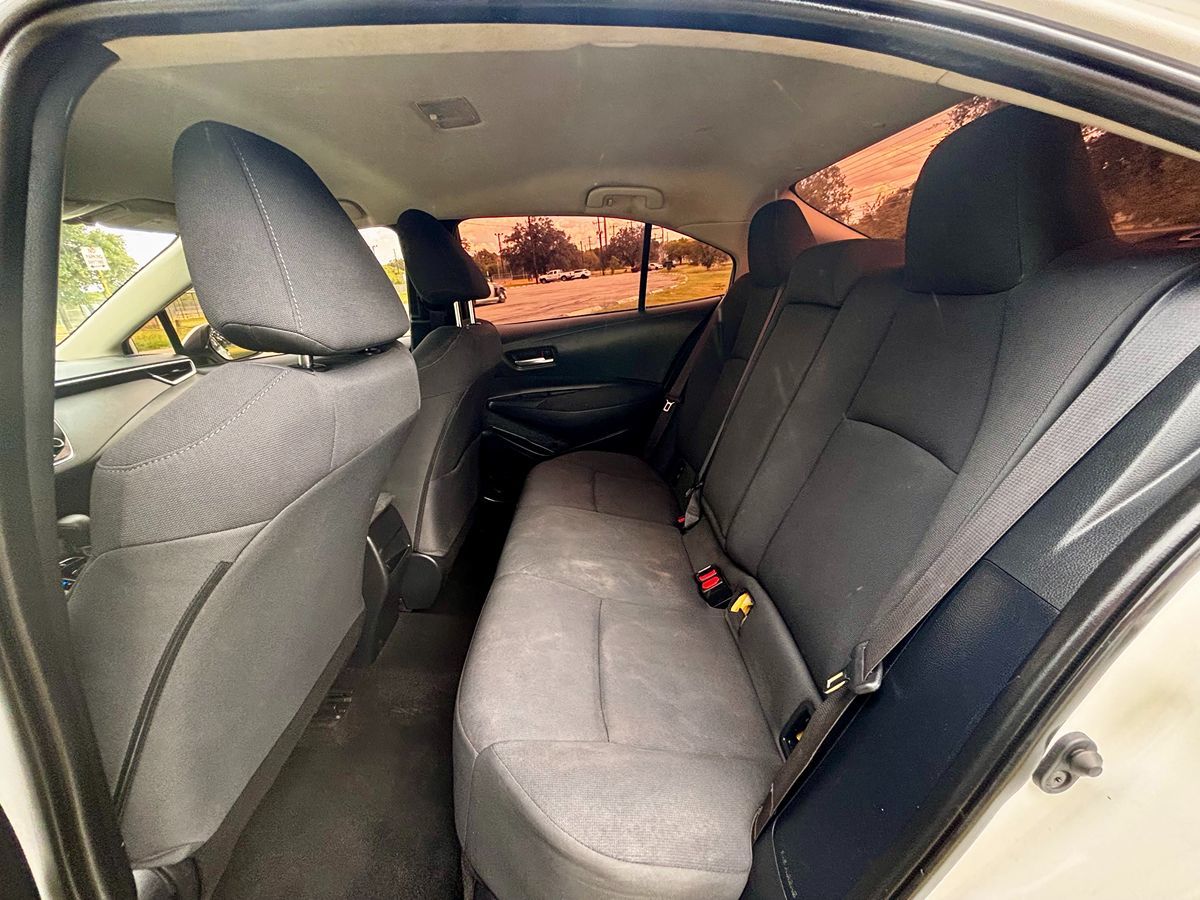 Toyota Corolla photo 12