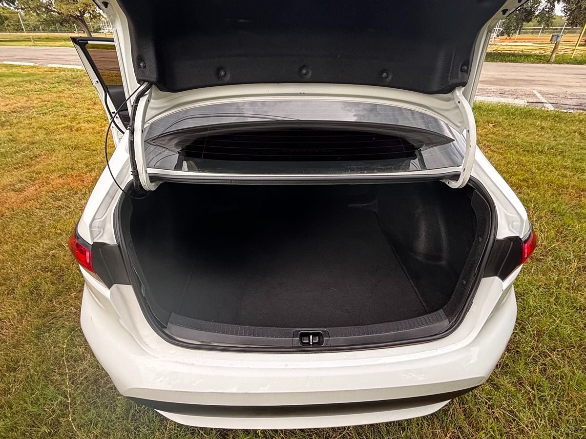 Toyota Corolla photo 13