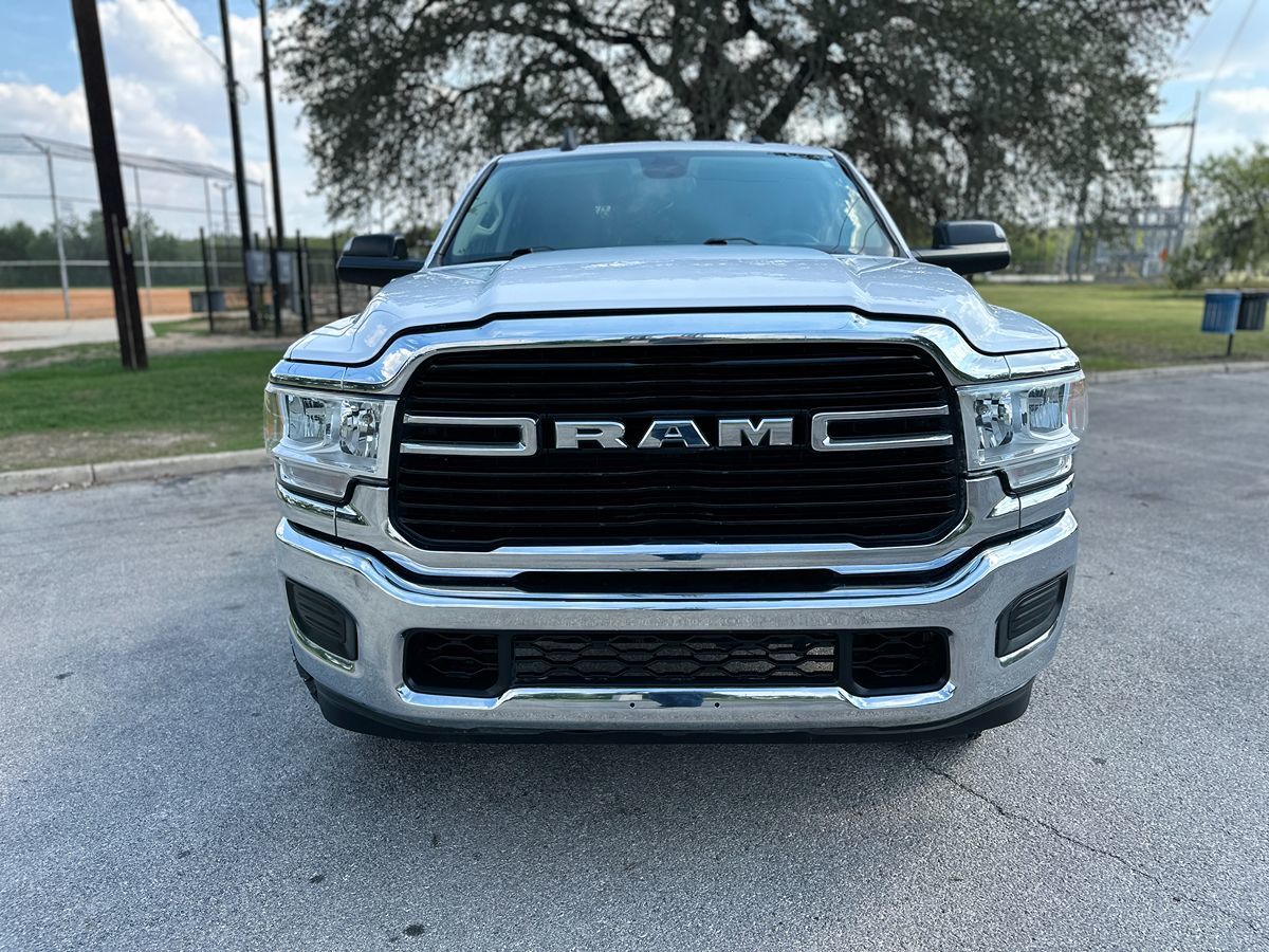 Ram 2500 photo 2