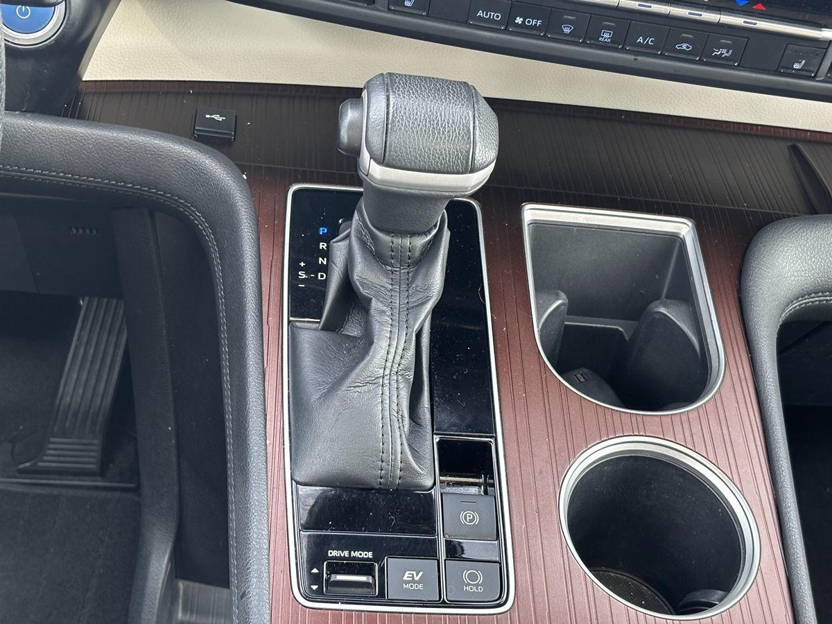 Toyota Sienna photo 14