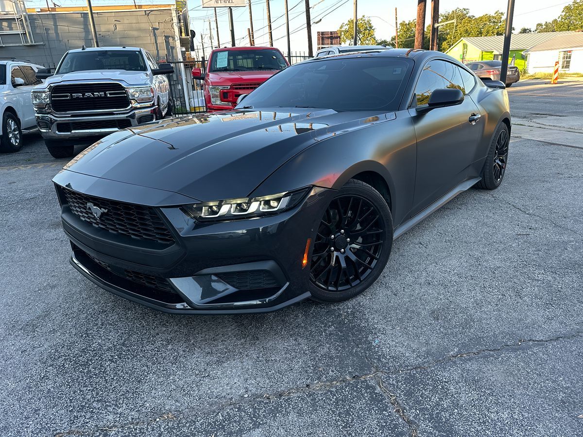 2024 Ford Mustang EcoBoost