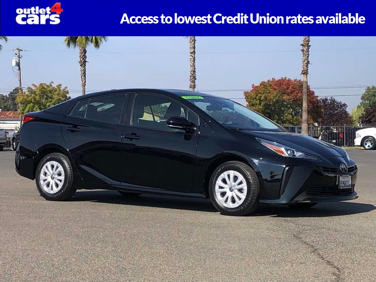 2020 Toyota Prius LE