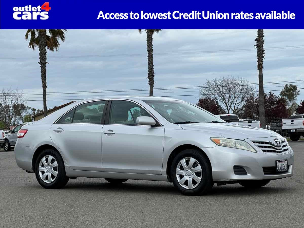 2010 Toyota Camry LE