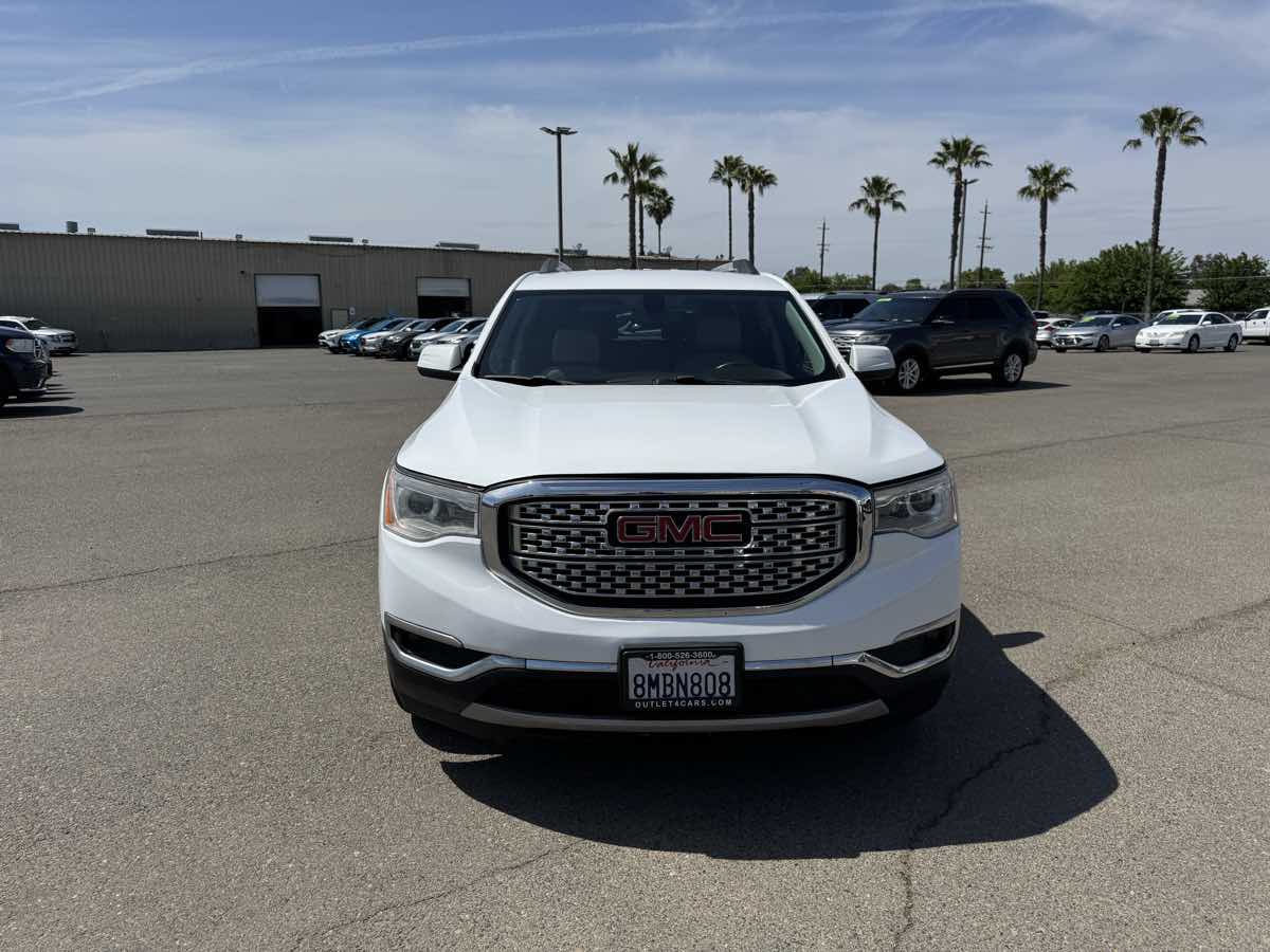 2019 Gmc Acadia SLT photo 4
