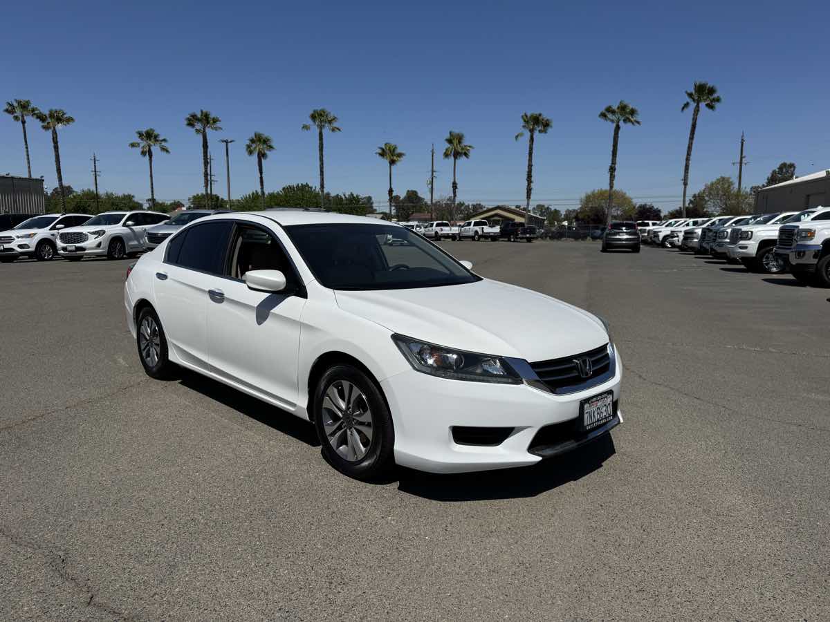 2015 Honda Accord LX photo 2