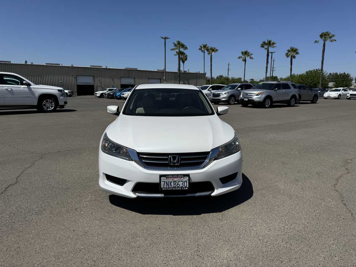2015 Honda Accord LX photo 4