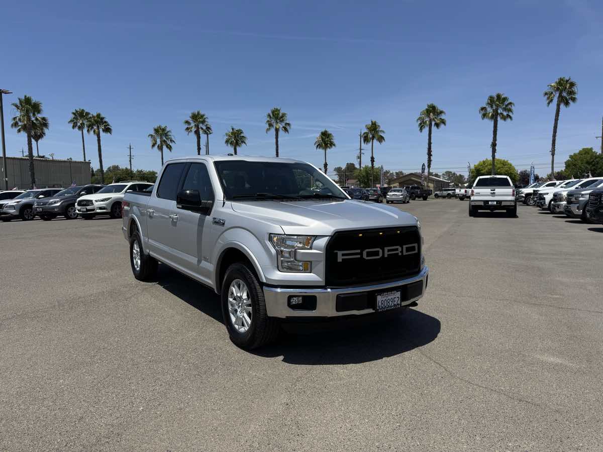 2016 Ford F-150 Lariat FX4 photo 3