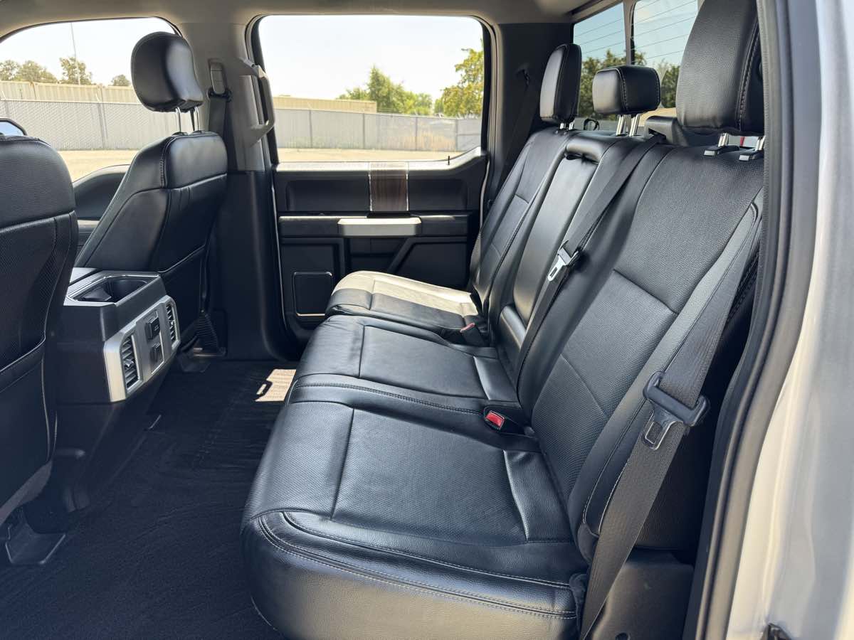 2016 Ford F-150 Lariat FX4 photo 20