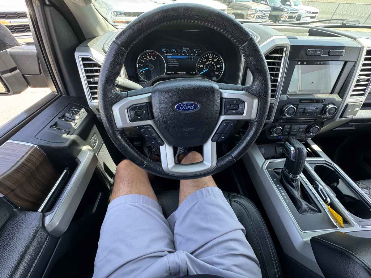 2016 Ford F-150 Lariat FX4 photo 34
