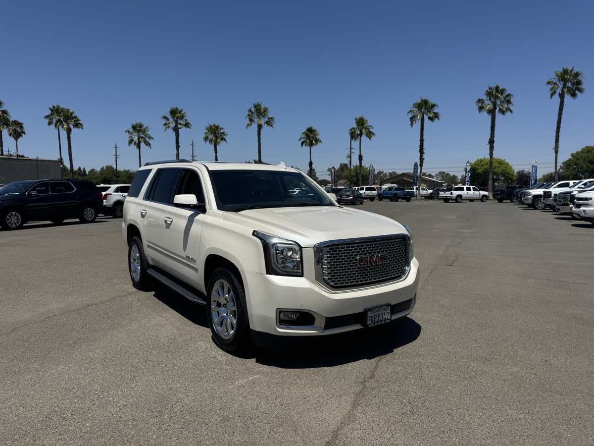 2015 Gmc Yukon Denali photo 3