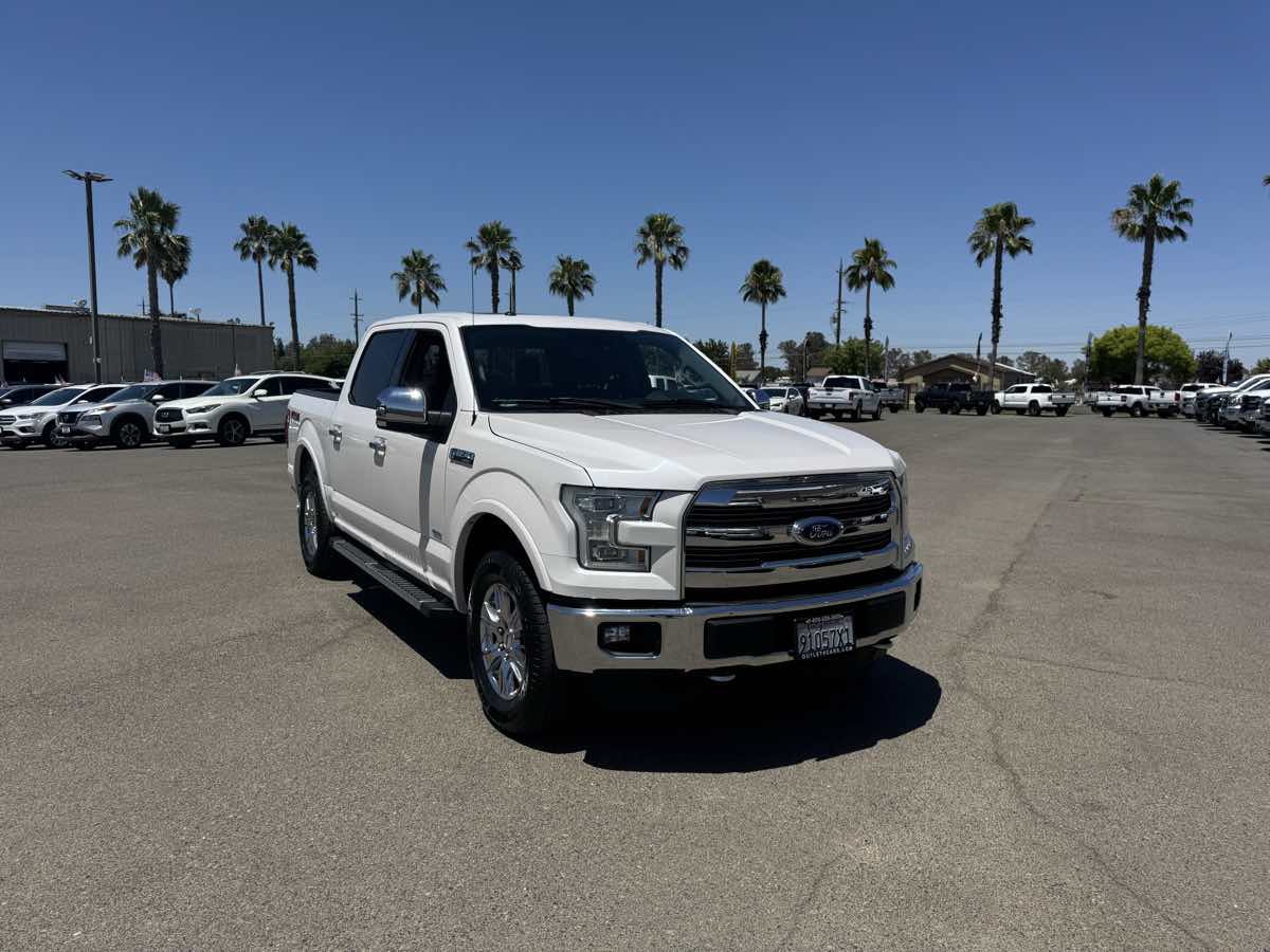 2015 Ford F-150 Lariat FX4 photo 3