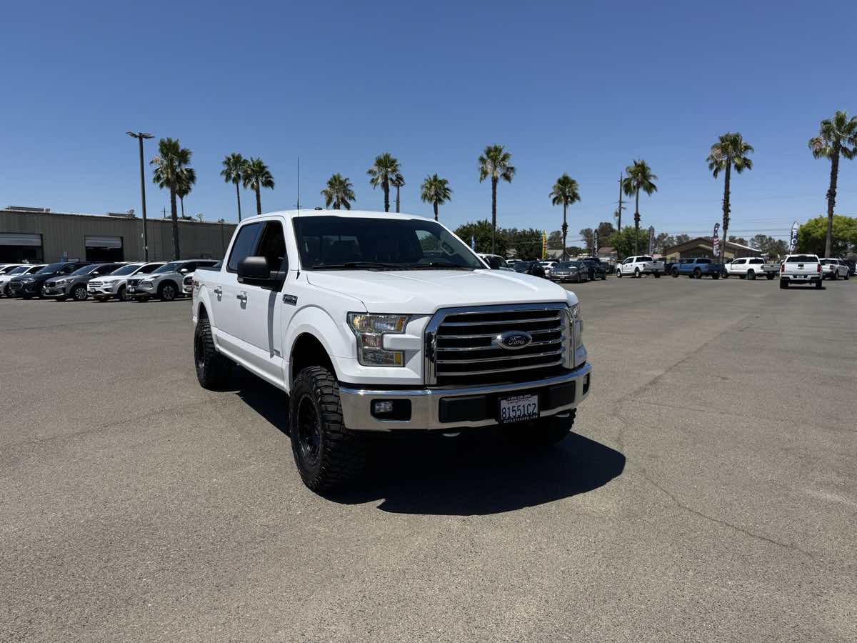 2016 Ford F-150 XLT FX4 photo 3