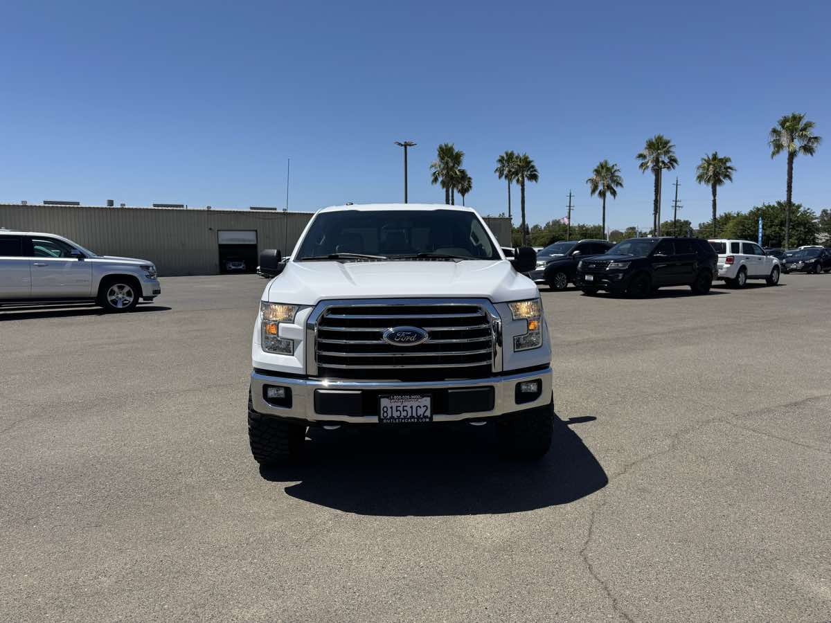 2016 Ford F-150 XLT FX4 photo 4