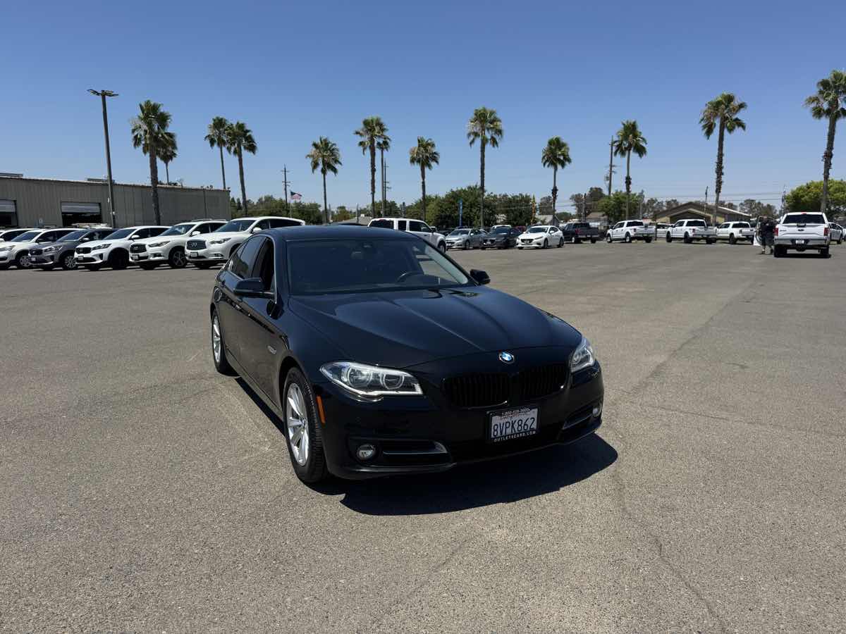 2015 Bmw 528i Sedan photo 3